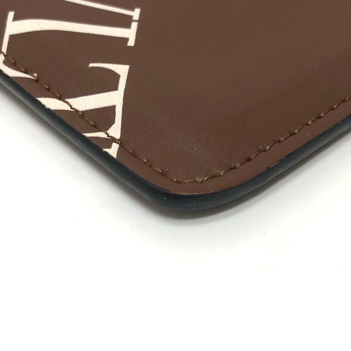Valentino Valentino Logo All-Over Pattern Strap Smartphone Accessory Neck Shoulder Bag Leather