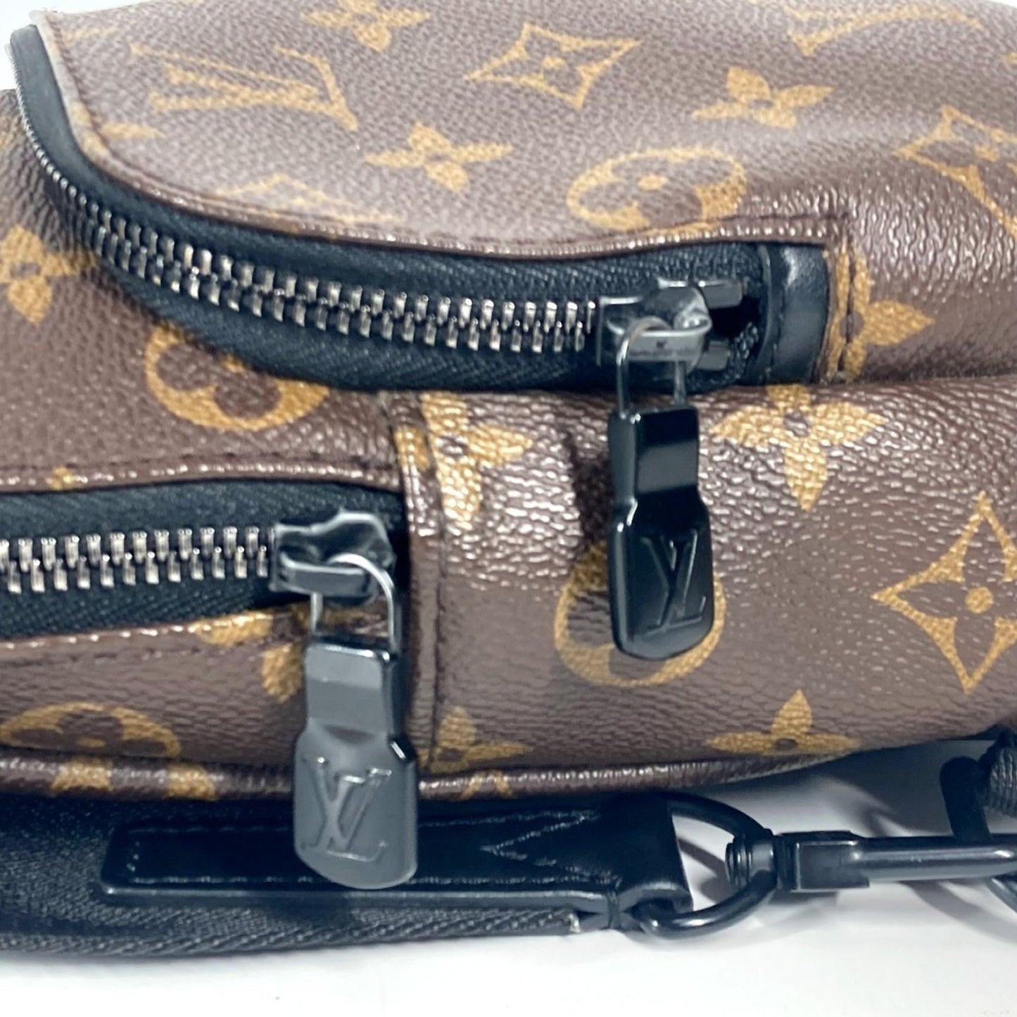 Louis Vuitton M45897 Monogram Macassar Avenue Sling Bag