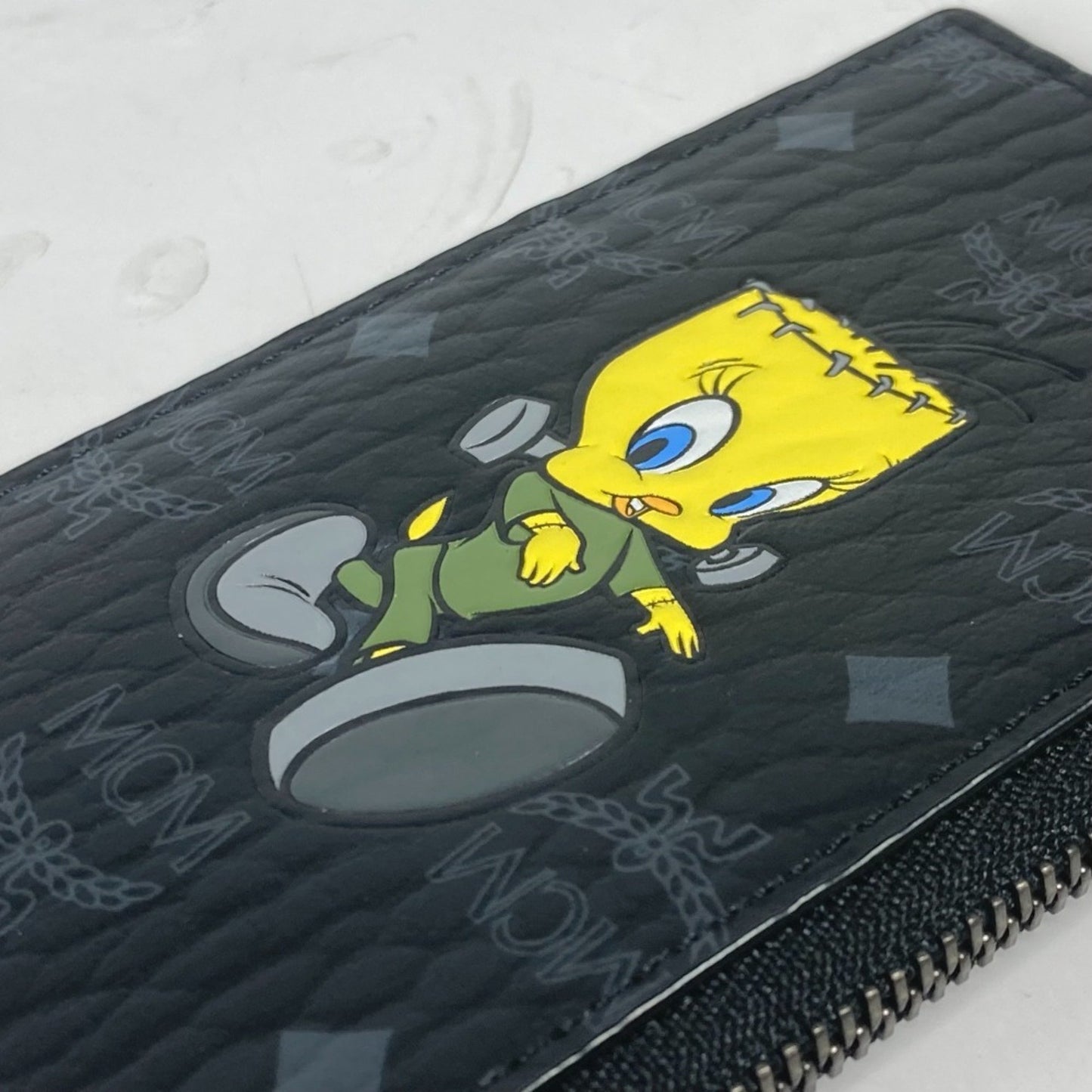 Mcm Looney Tunes Collaboration Visetos Tweety Wallet Coin Purse Fragment Case