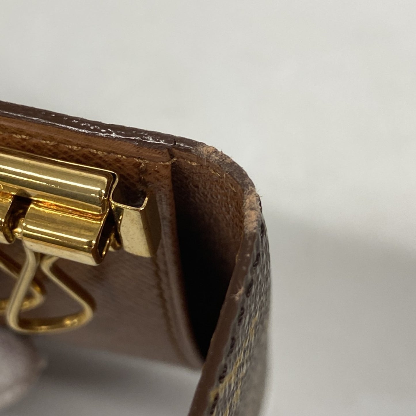 Louis Vuitton Monogram Multicle 4 Key Case M69517 Brown