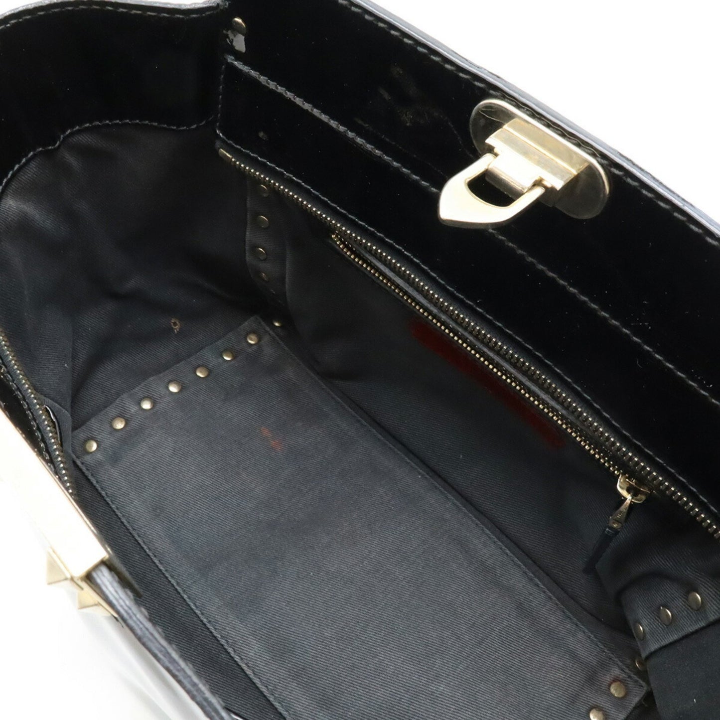 Valentino Garavani Valentino Rockstud Handbag Shoulder Bag In Black