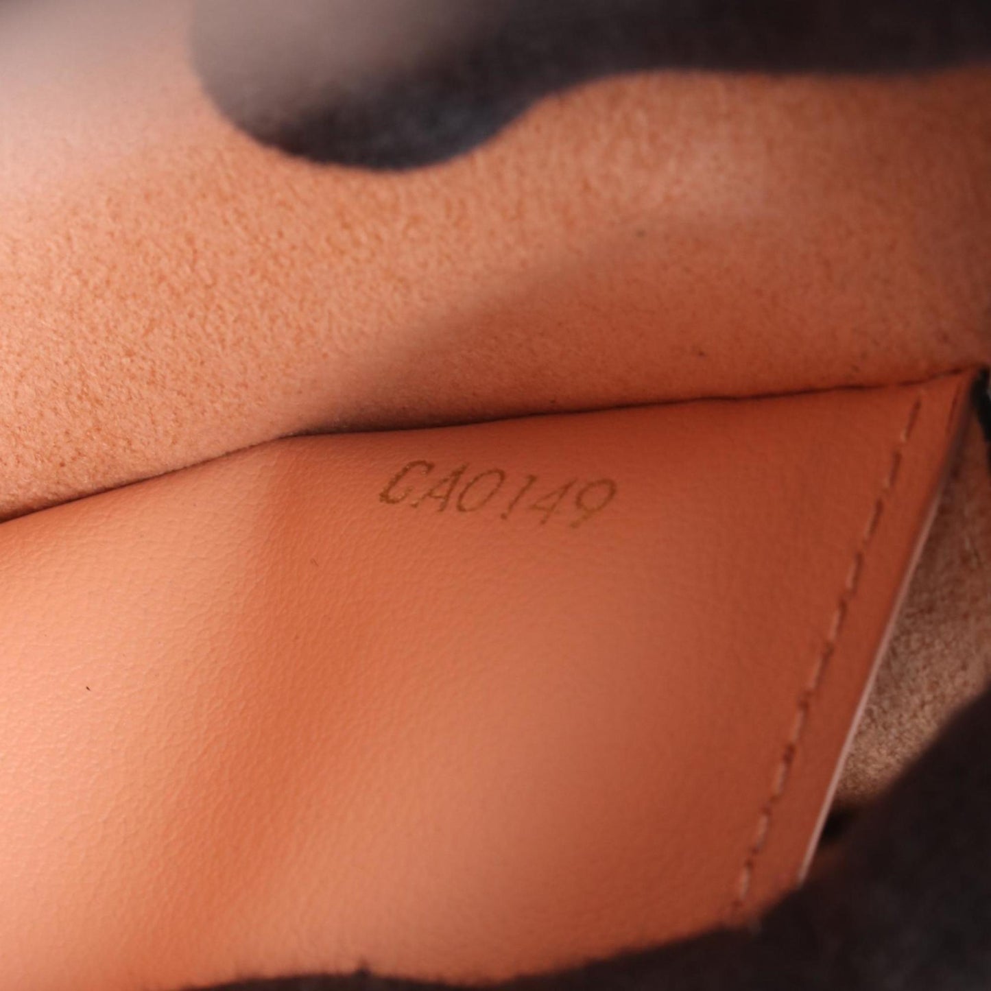 Louis Vuitton Portefeuille Vavin Damier Ebene Creme Shoulder Bag