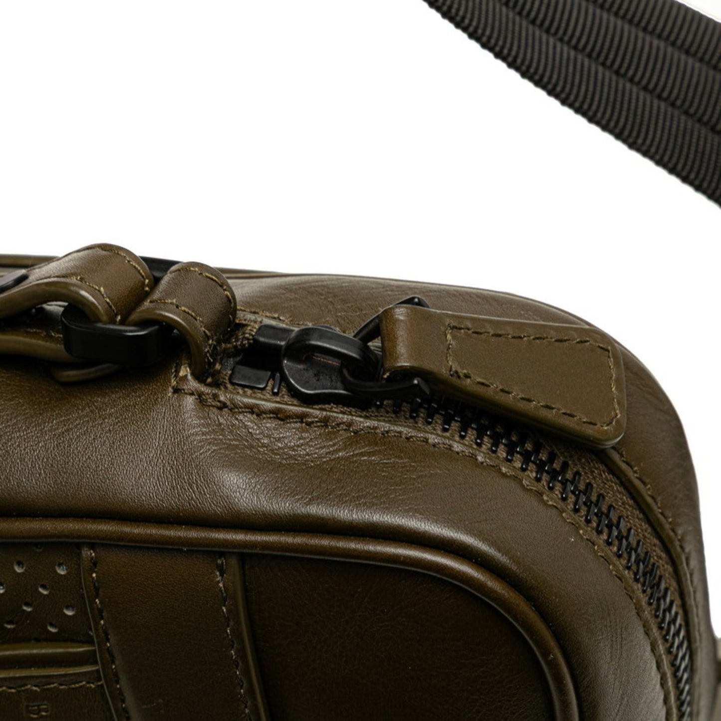 Bottega Veneta Leggero Punched Crossbody Shoulder Bag/Shoulder Pouch 566214 Khaki Green Lambskin