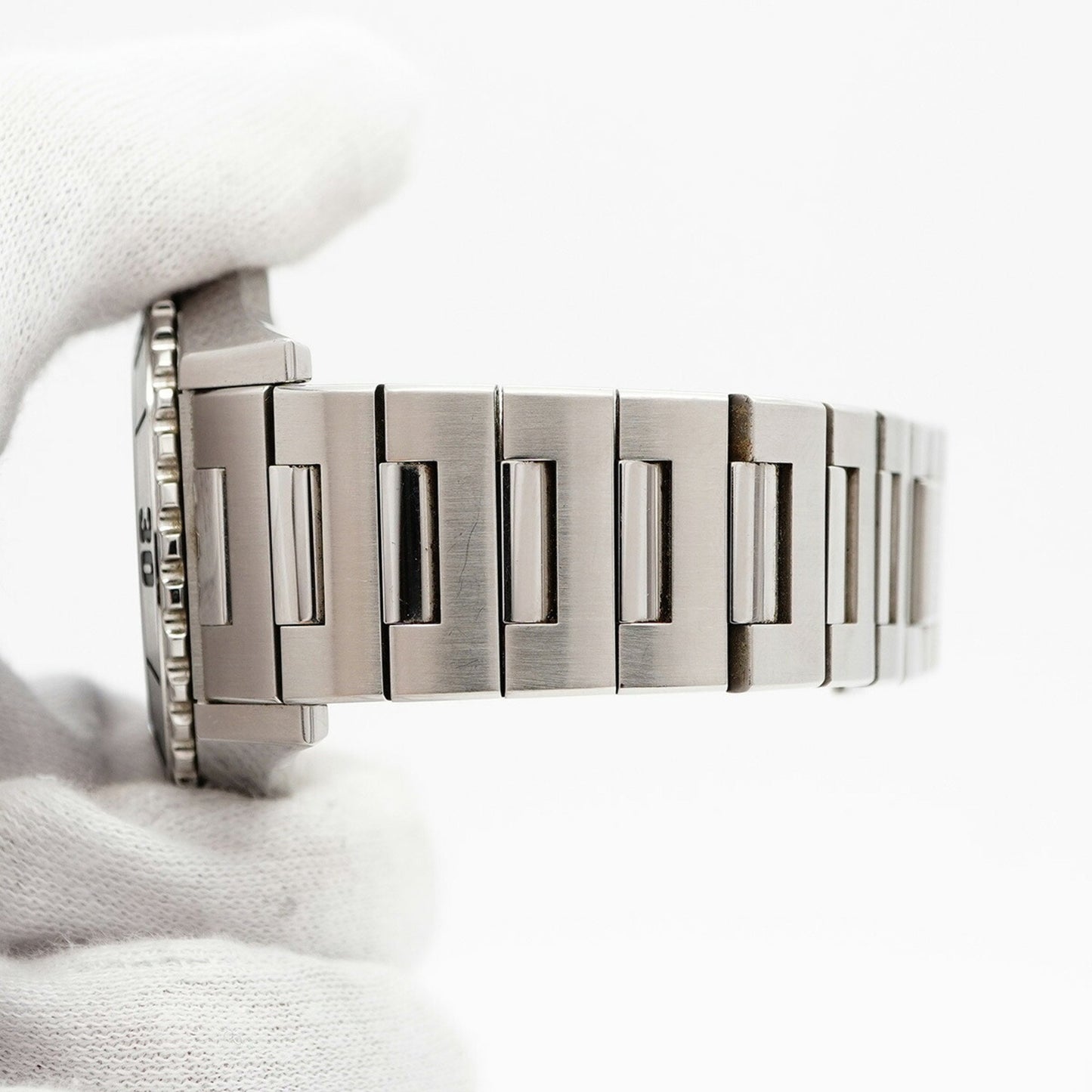 Gucci Pantheon 115.2 Black Dial