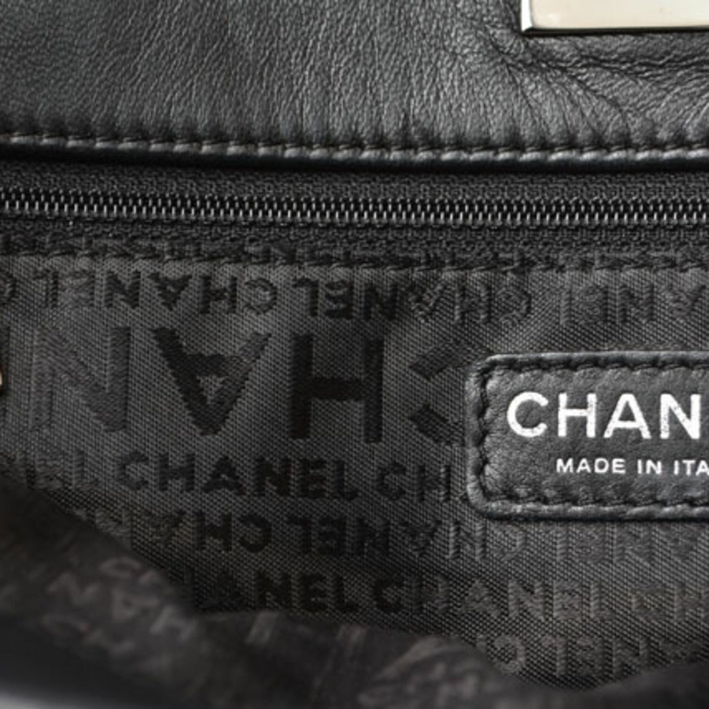 Chanel Tote Bag Chain Patent Leather Quilted Stitch Black