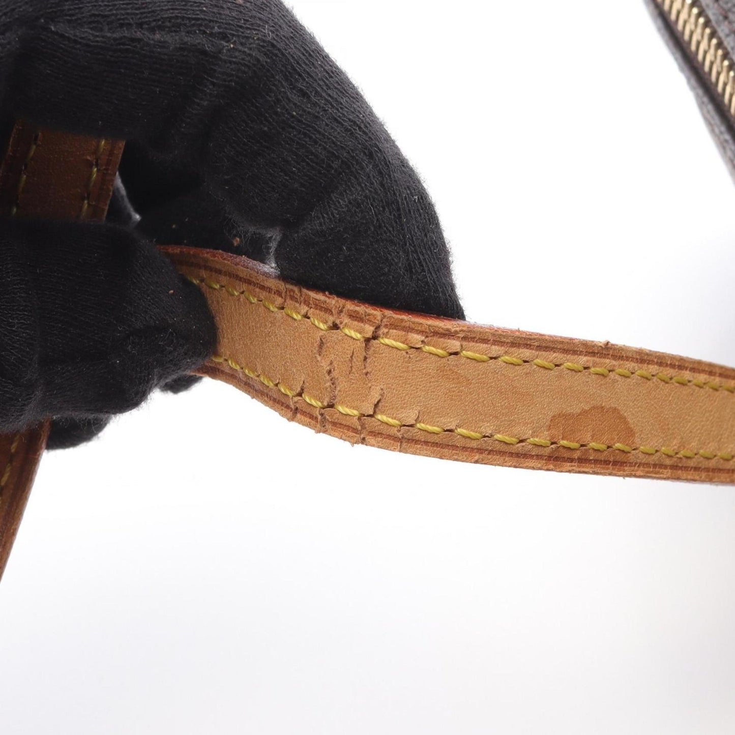 Louis Vuitton Papillon 30 Monogram Handbag