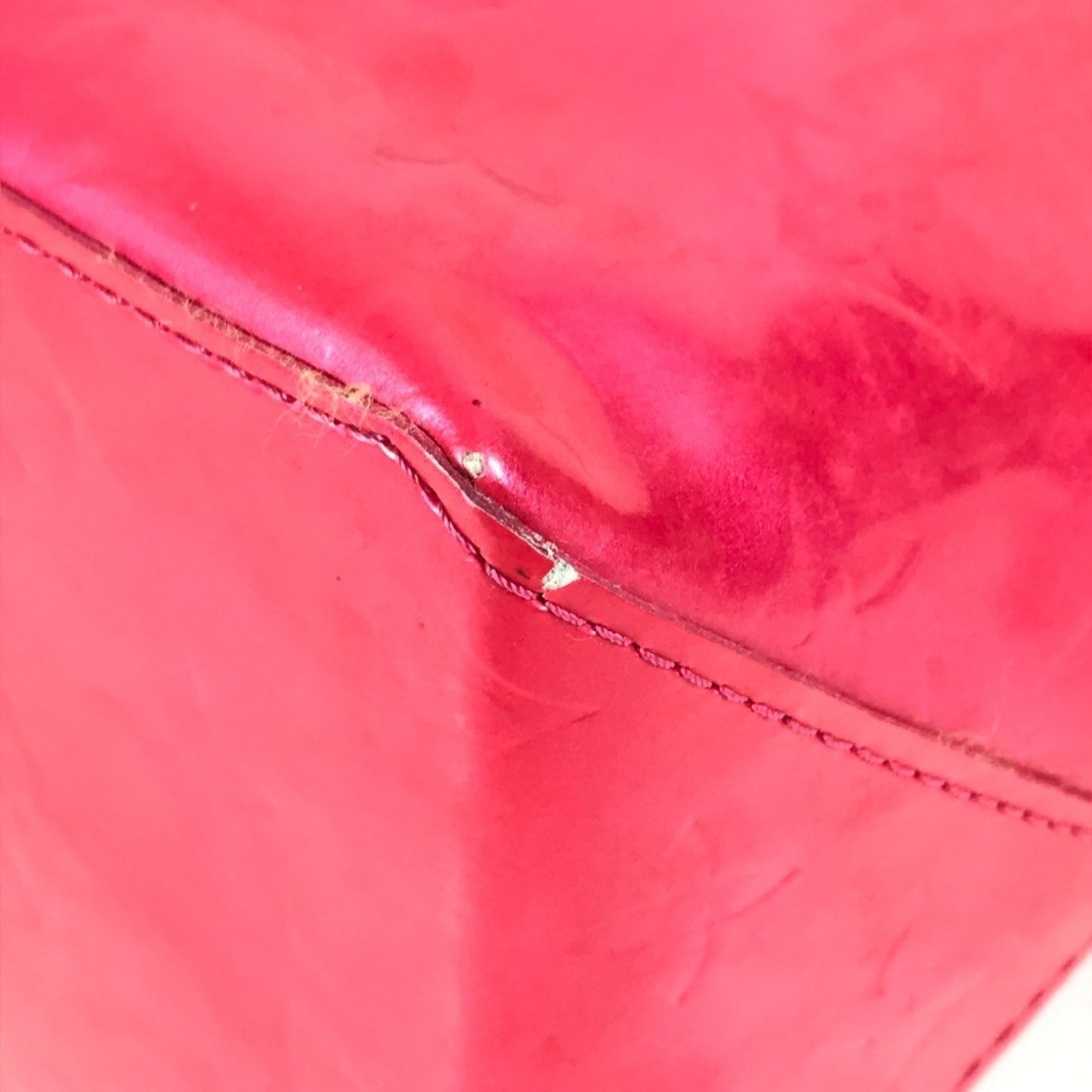 Louis Vuitton M91227 Monogram Vernis Reed Mm Handbag