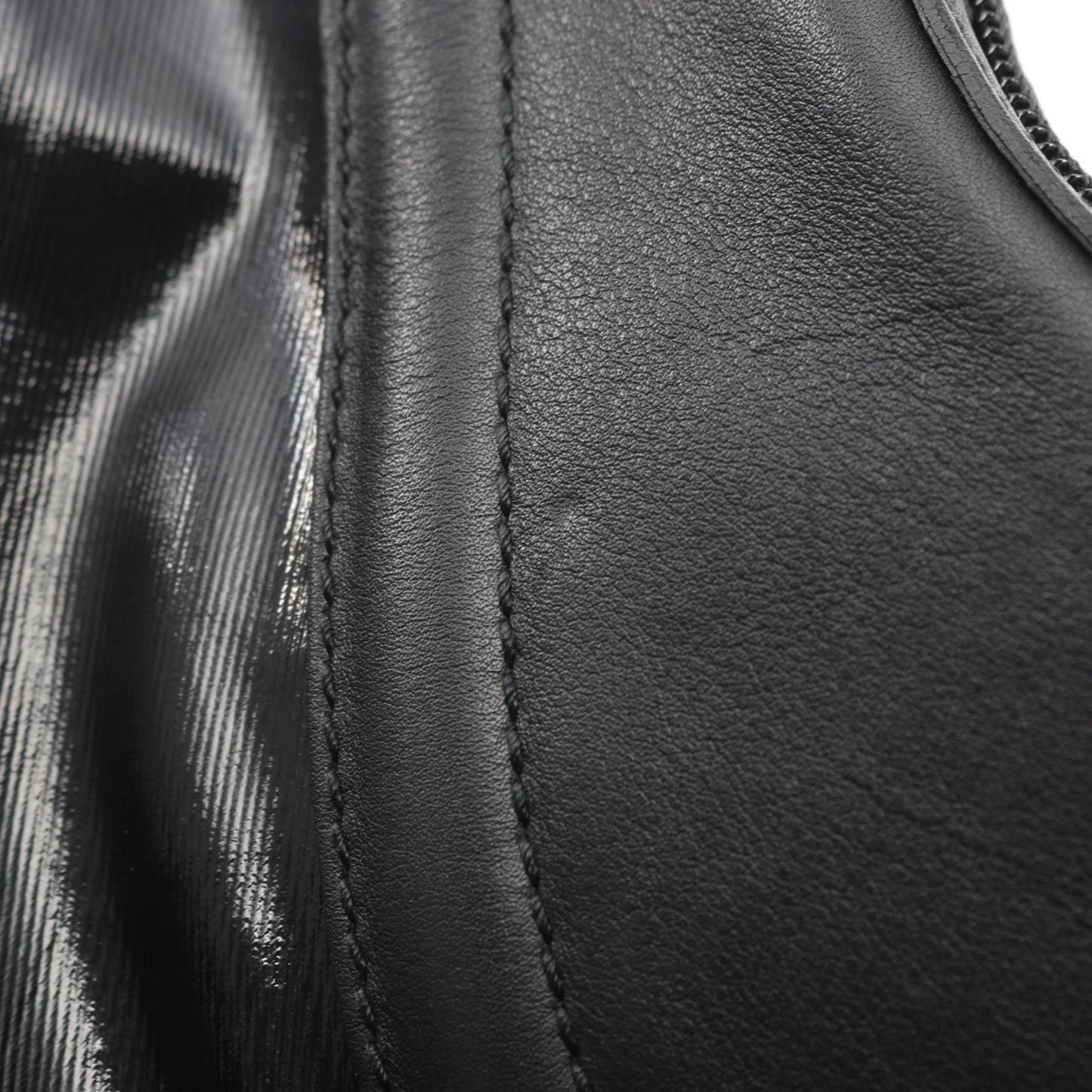 Gucci Hysteria Crest Shoulder Bag In Coated Canvas And Leather