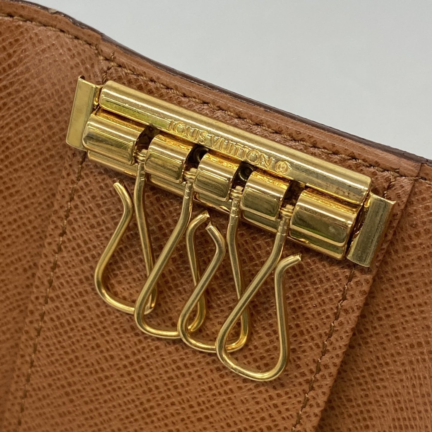 Louis Vuitton Monogram Multicle 4 Key Case M69517 Brown