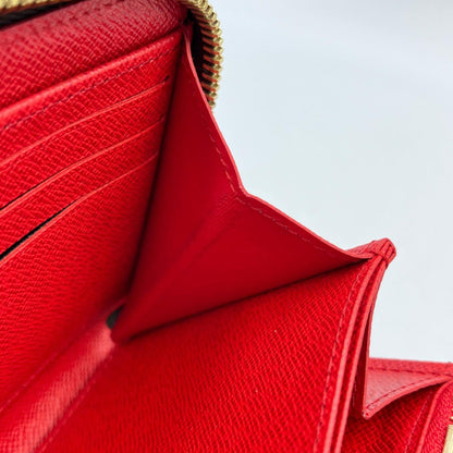 Louis Vuitton Zippy Wallet With Round Zipper