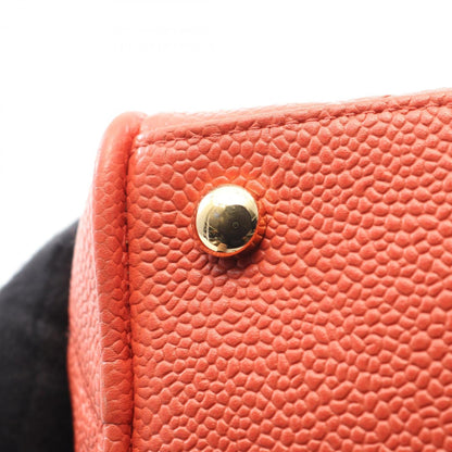 Chanel Matelasse Handbag In Calfskin Leather