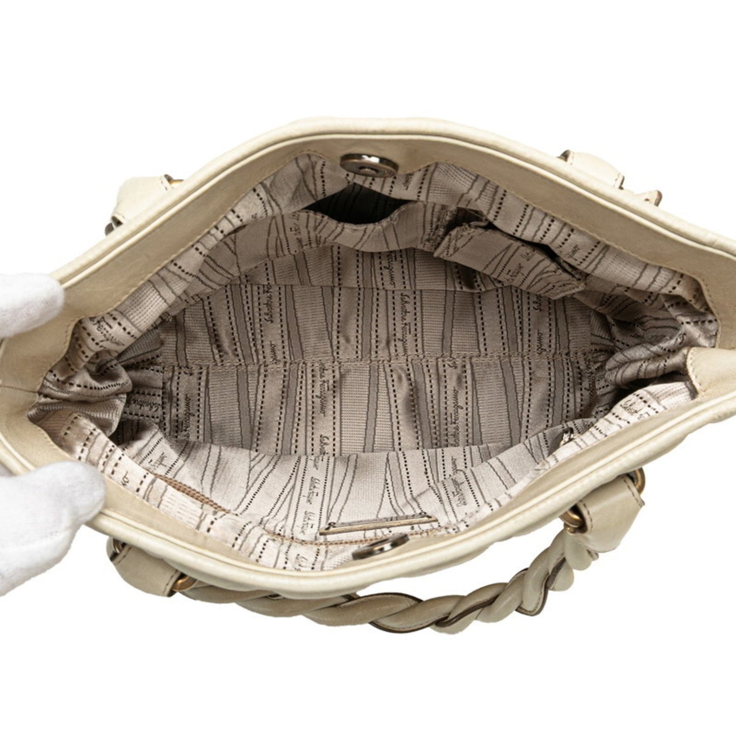 Salvatore Ferragamo Gancini Handbag Au-21 B380 White Leather