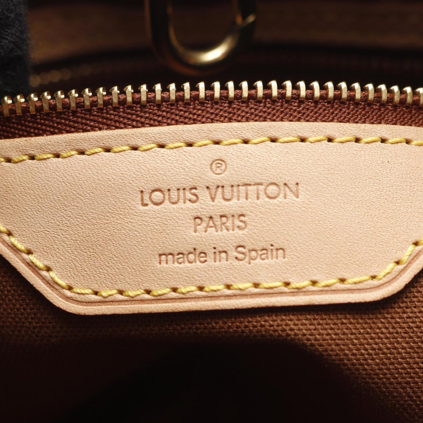 Louis Vuitton Batignolles Horizontal Monogram Shoulder Bag