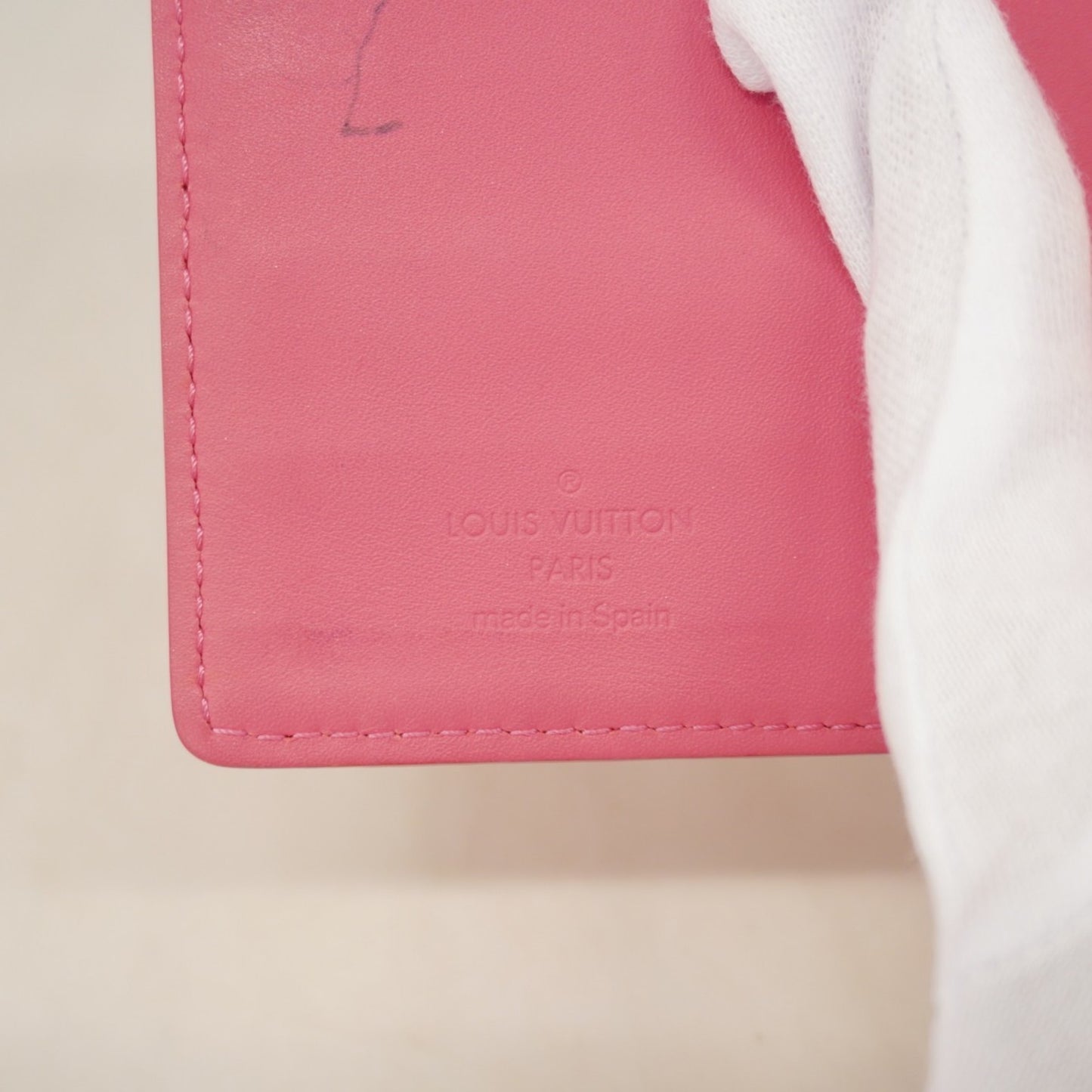 Louis Vuitton Vernis Agenda Pm Planner Cover R2101F Framboise