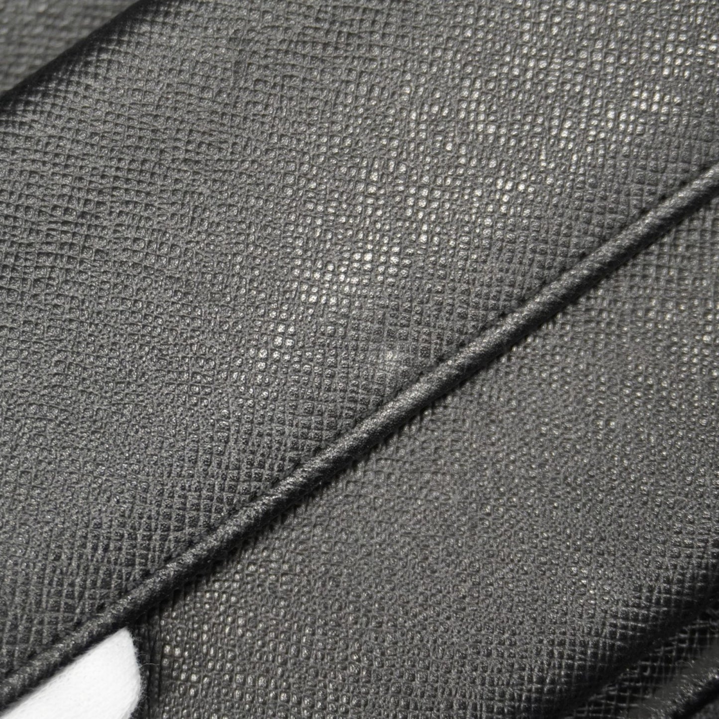 Louis Vuitton Epi Tri-Fold Long Wallet Porte Tresor International M63382 Noir