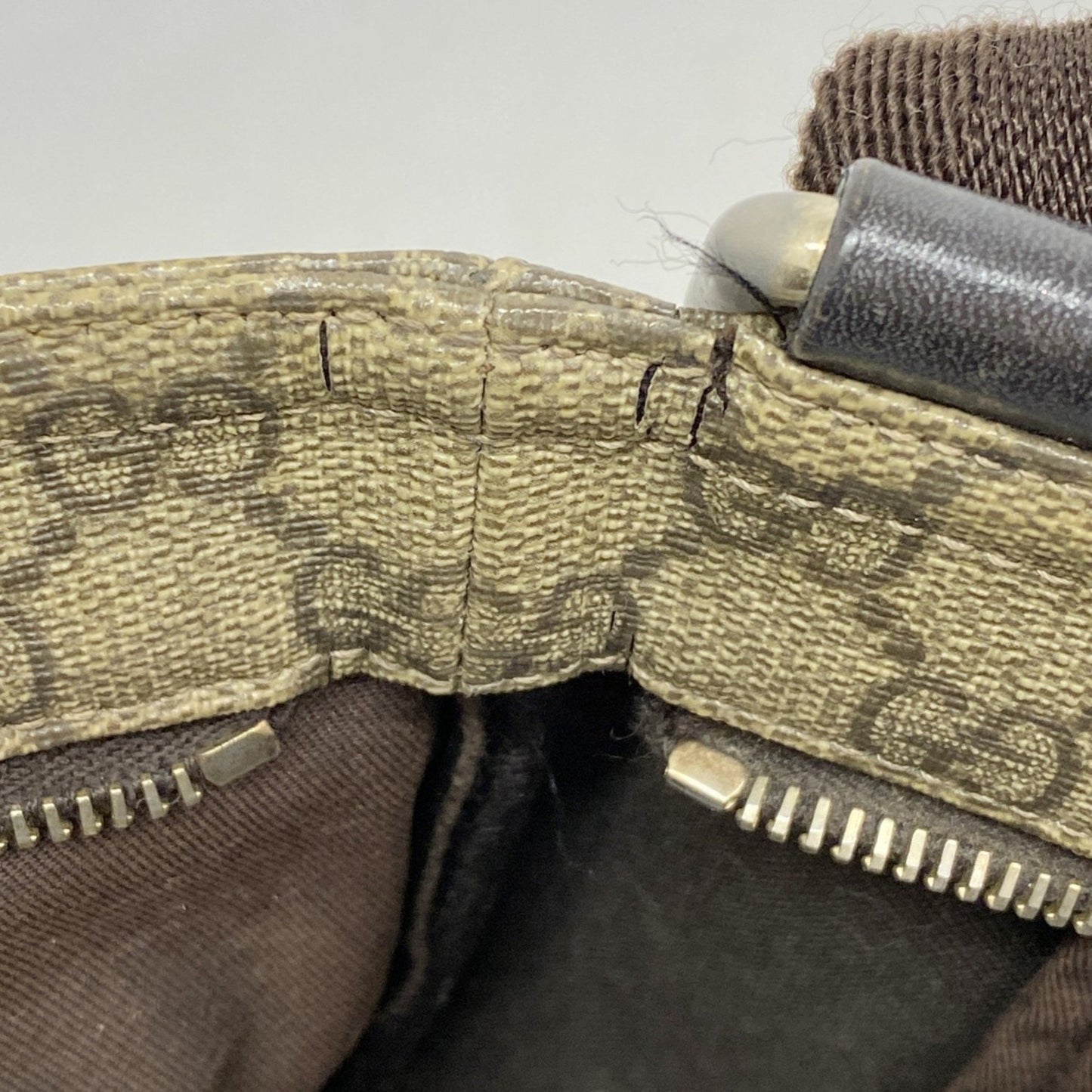 Gucci Gg Supreme Shoulder Bag 295257 Brown Champagne