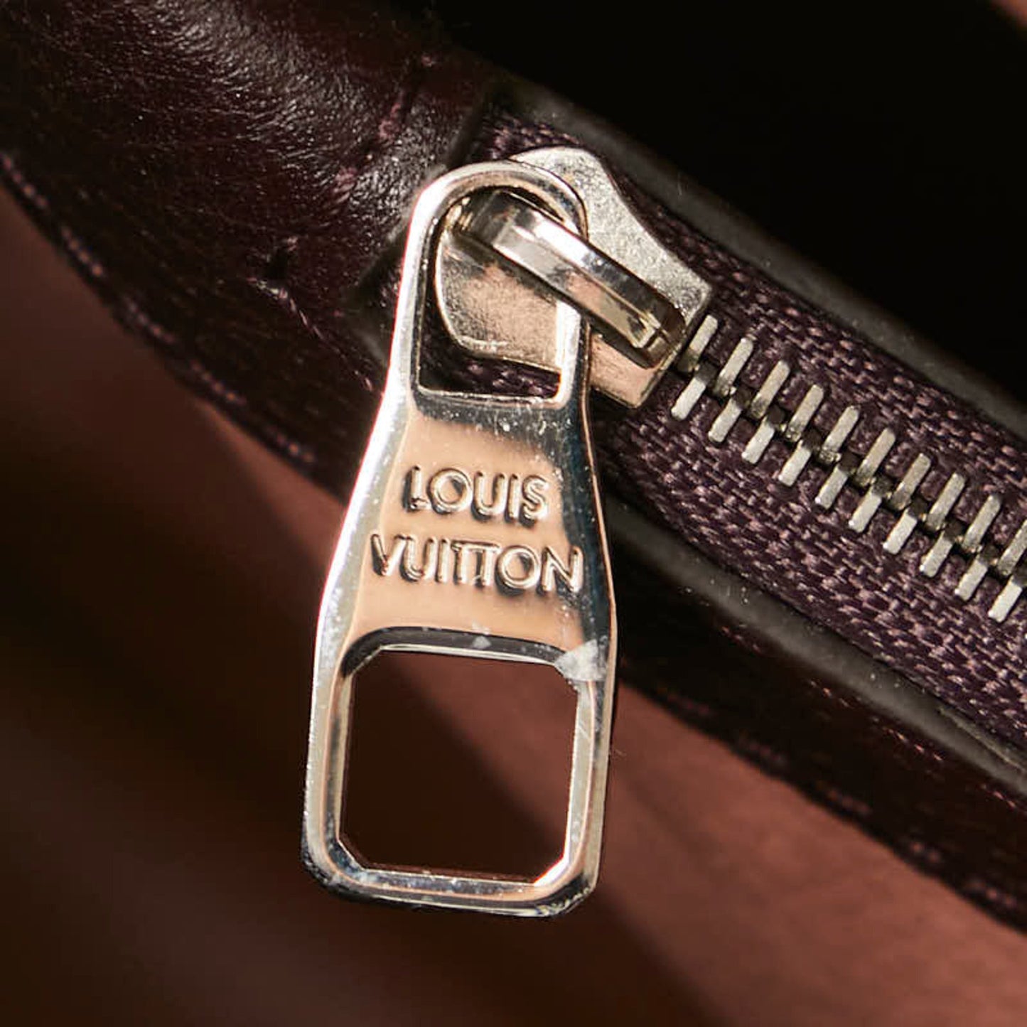 Louis Vuitton Capucines Mm Handbag M48869 Ketch Purple Leather