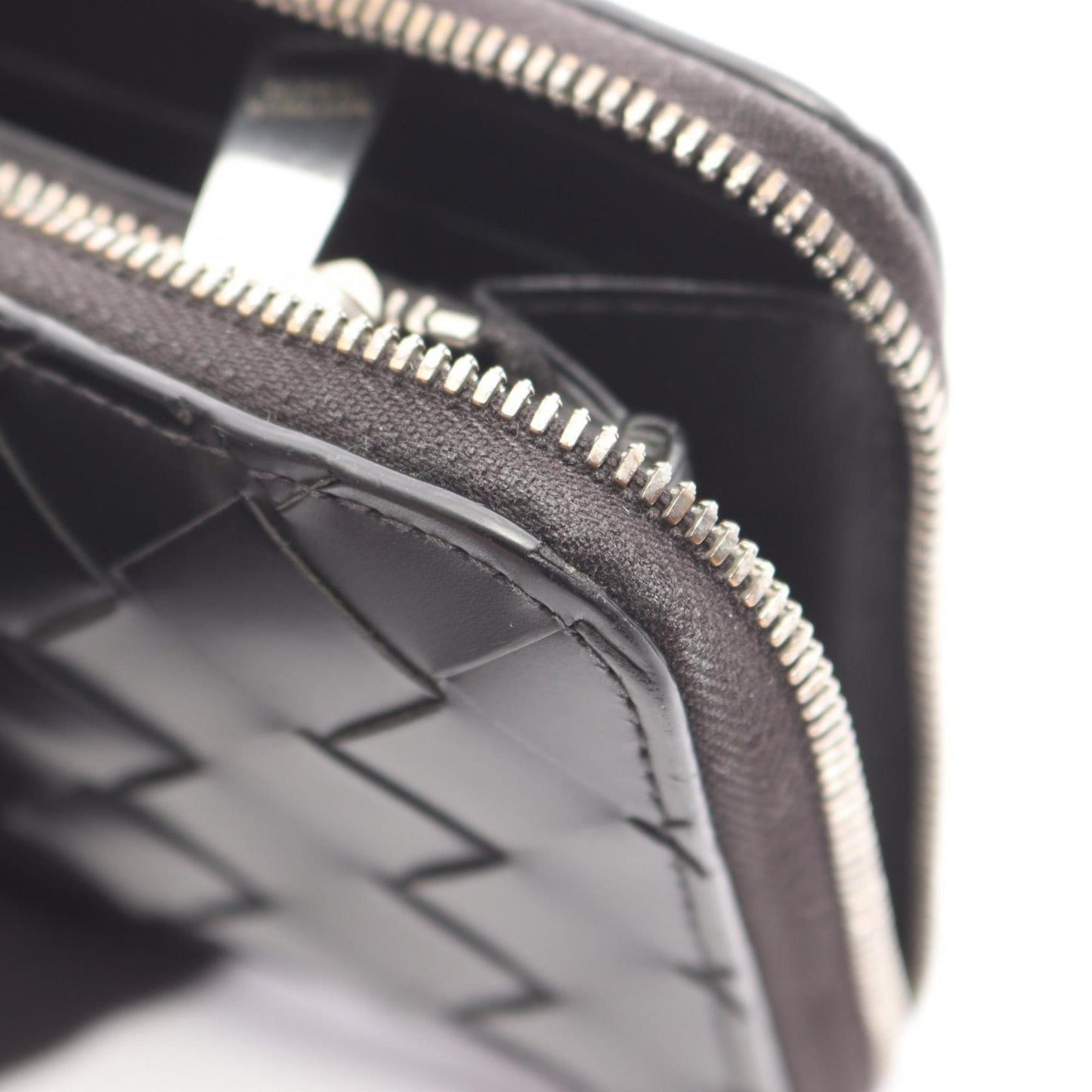 Bottega Veneta Intrecciato Round Long Wallet