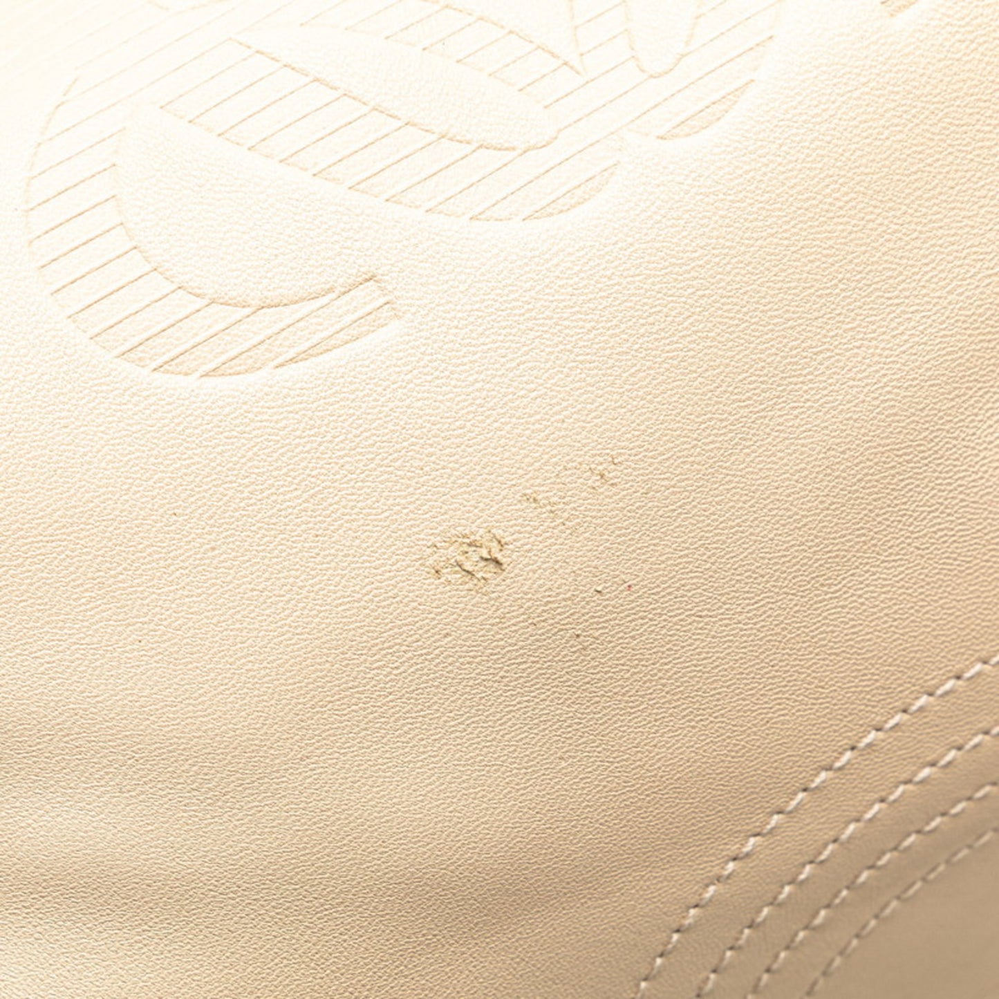 Loewe Anagram Logo Nappa Aire Handbag In Ivory