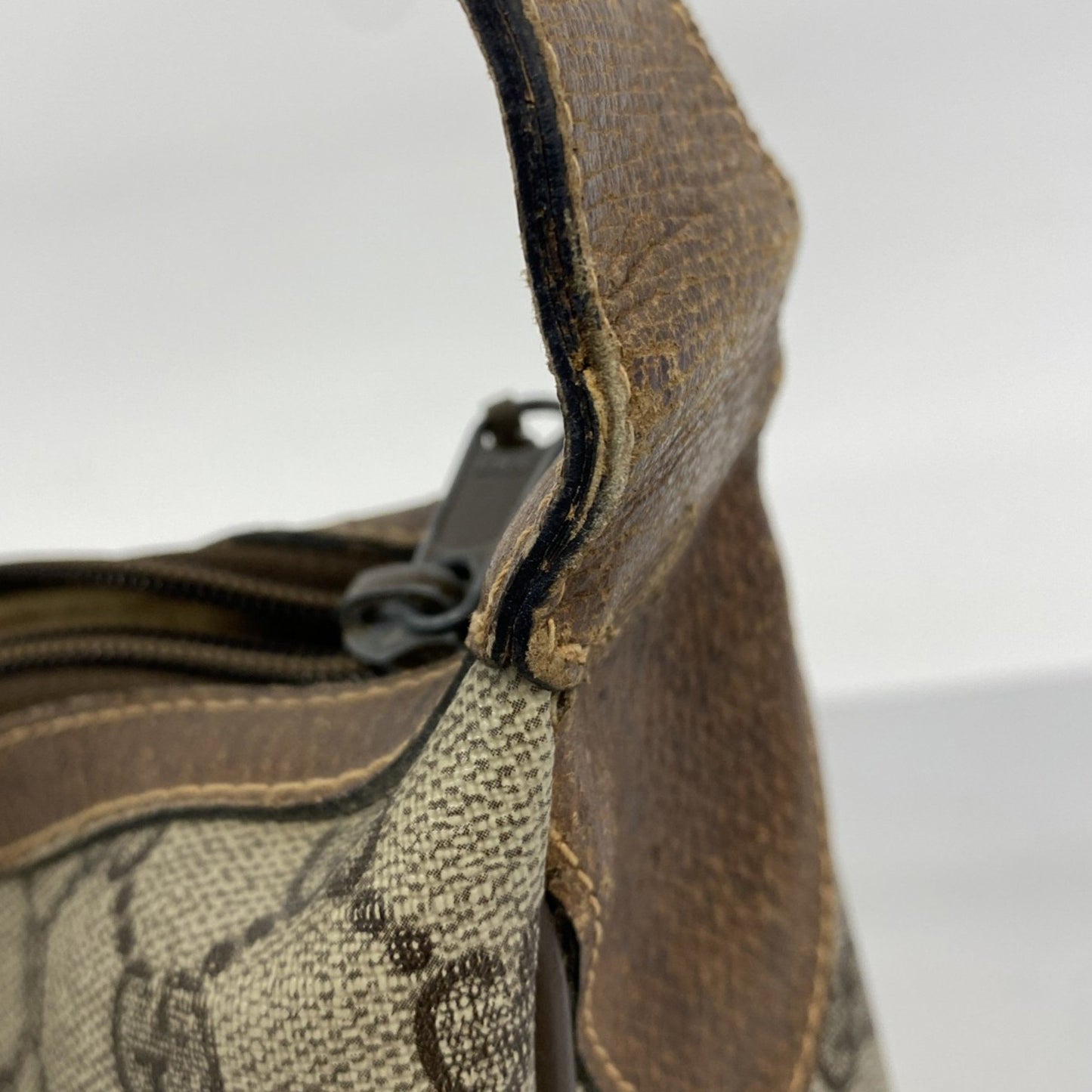 Gucci Gg Supreme Sherry Line Shoulder Bag 68 001 3840 Brown