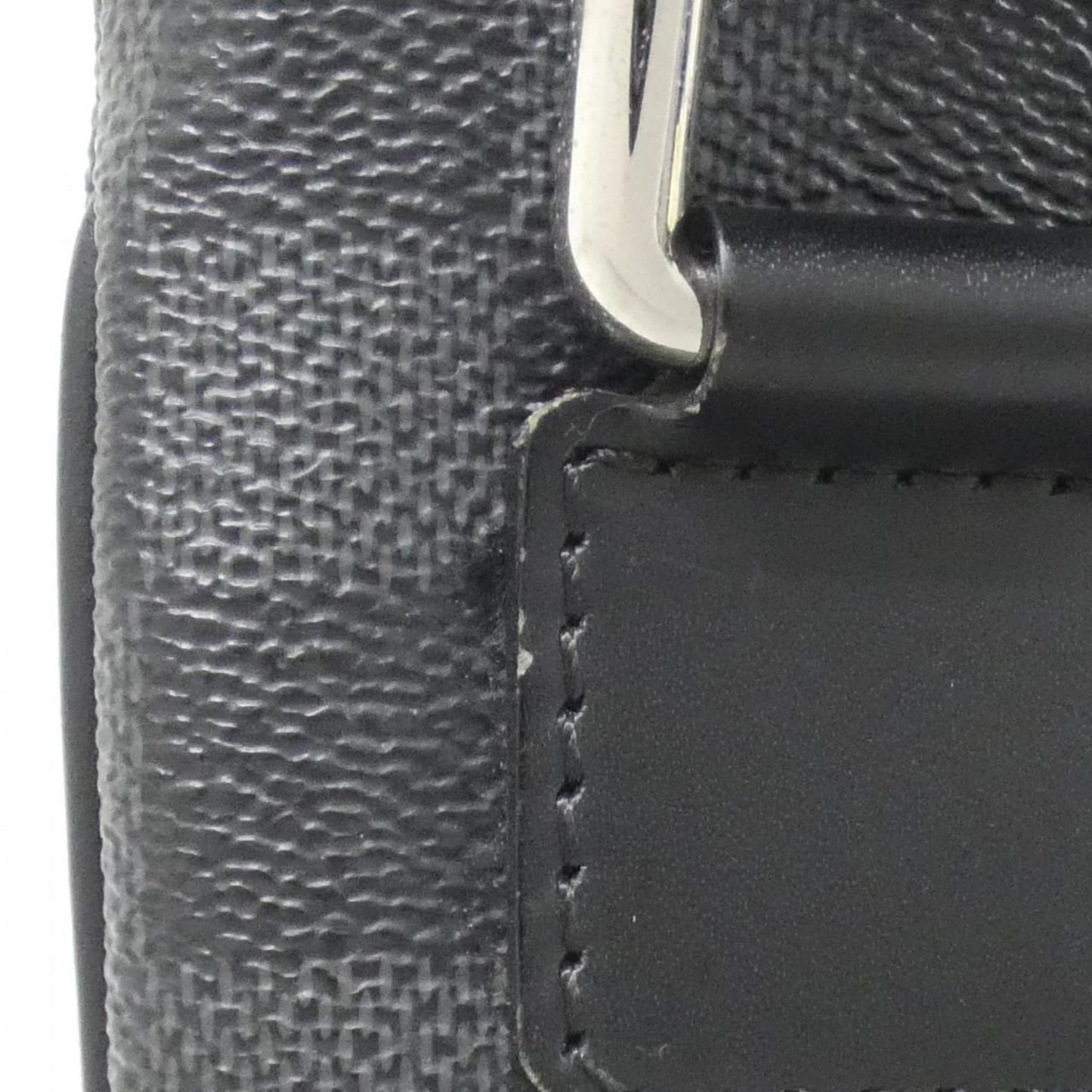 Canvas Louis Vuitton Shoulder Bag Coated