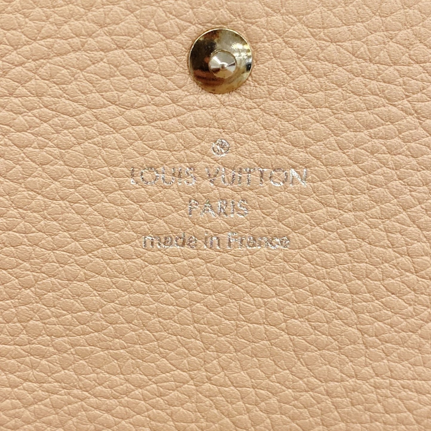 Louis Vuitton Mahina Portefeuille Iris Long Wallet M60145 Magnolia