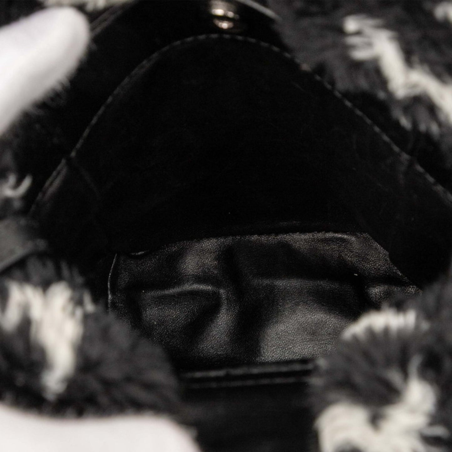 Balenciaga Everyday Handbag/Shoulder Bag 596564 Black Faux Fur