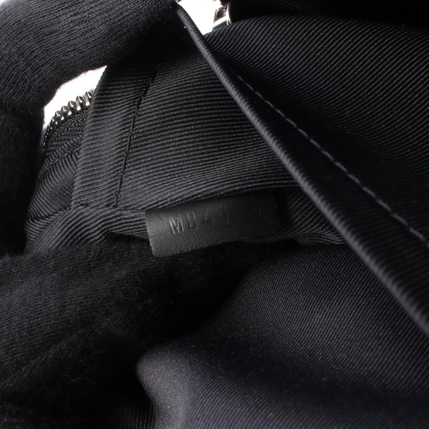 Louis Vuitton Avenue Sling Bag