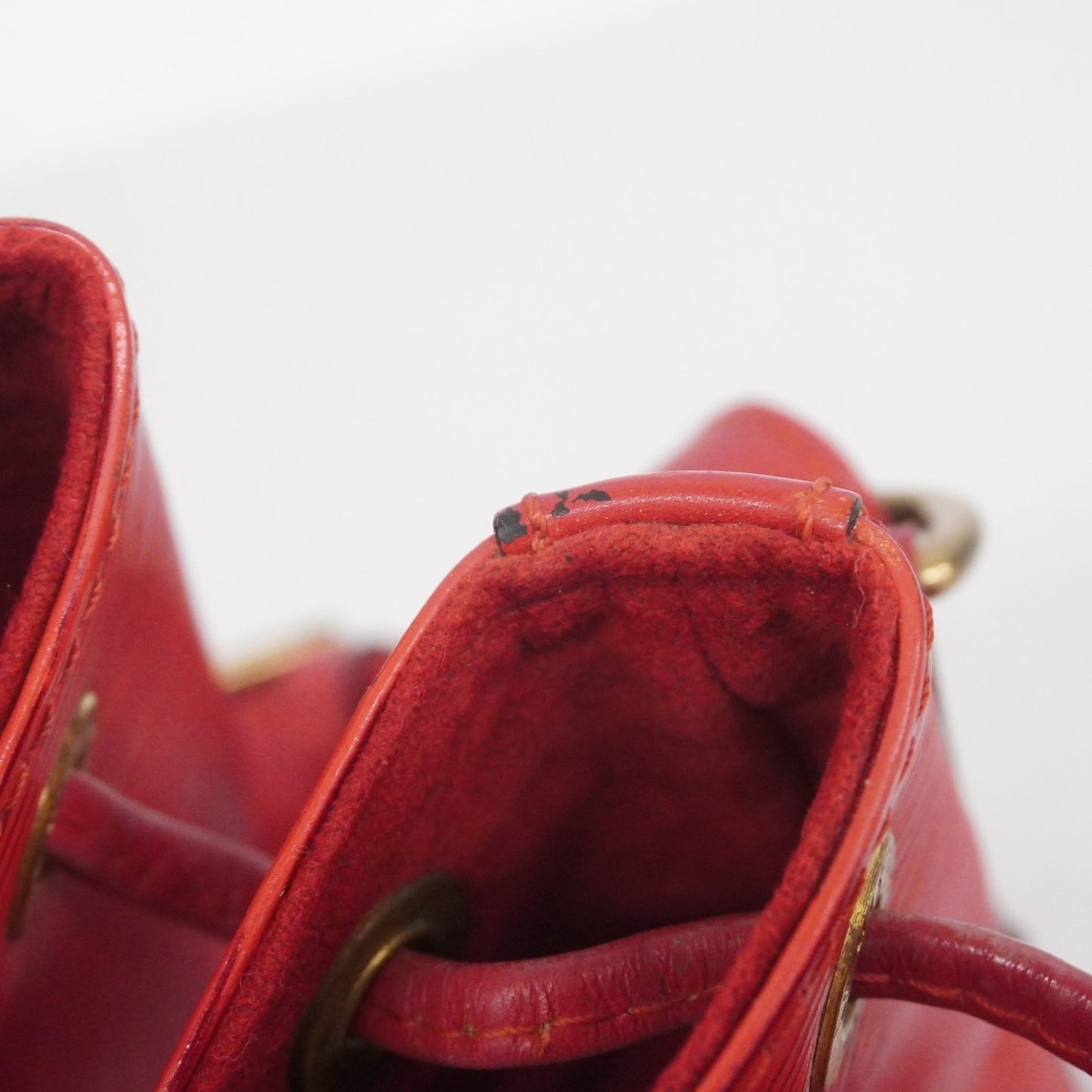 Louis Vuitton Epi Petit Noe Shoulder Bag M44107 Castilian Red