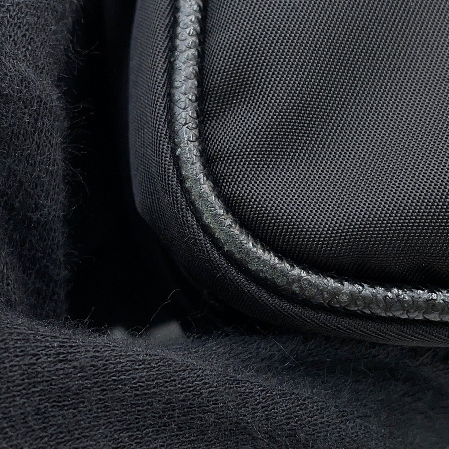 Prada Re-Nylon Triangle Shoulder Bag 2Vh118 Prada Black