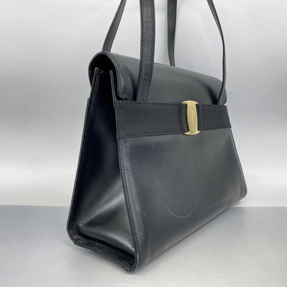 Salvatore Ferragamo Vara Shoulder Bag In Black Leather