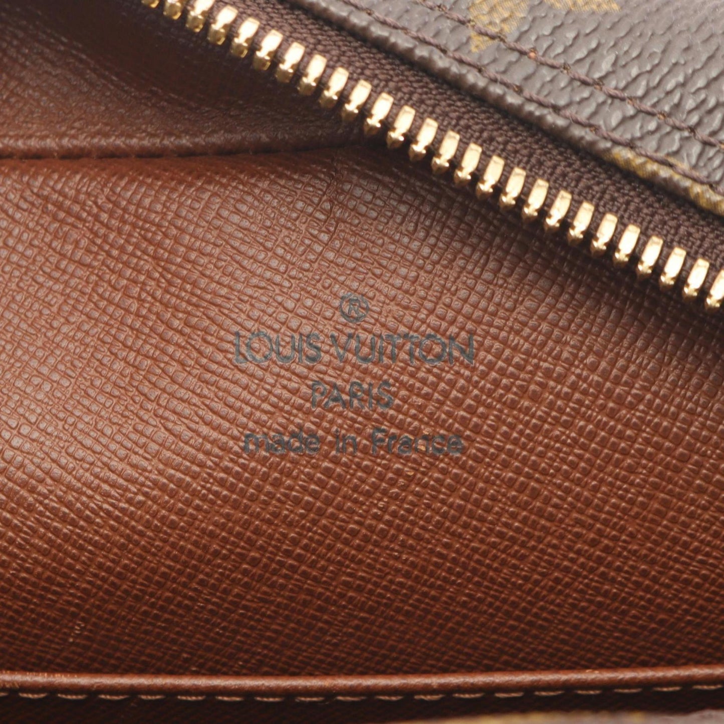 Louis Vuitton Cite Mm Shoulder Bag