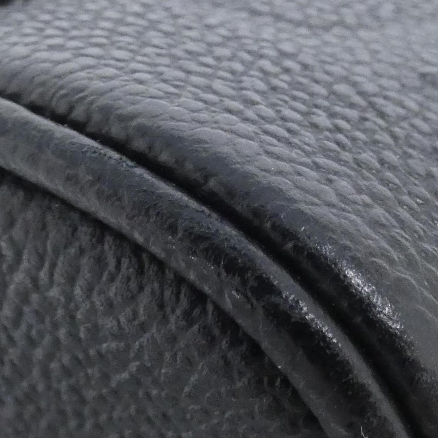 Leather Louis Vuitton Handbag