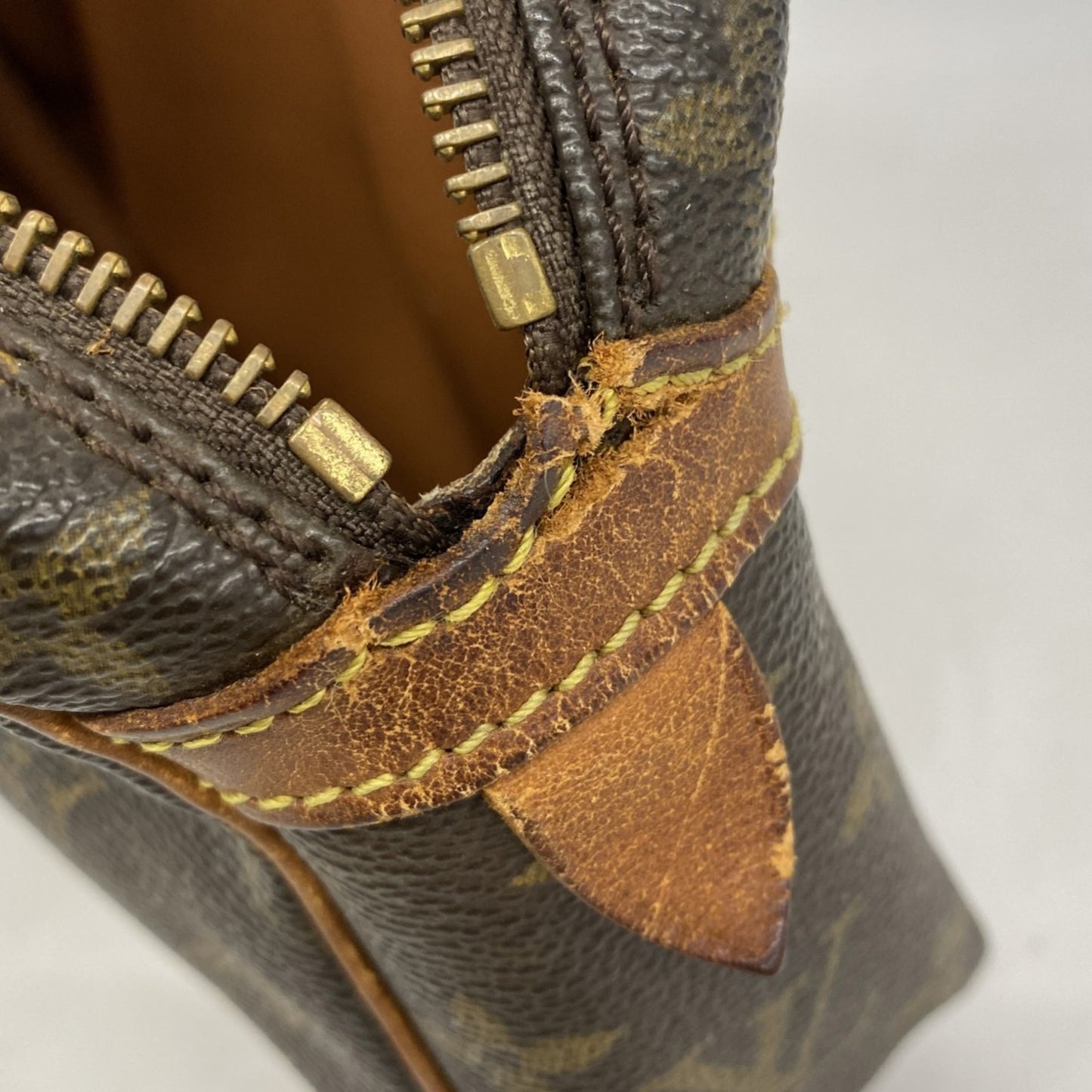 Louis Vuitton Monogram Compigne 23 Clutch Bag M51847 Brown