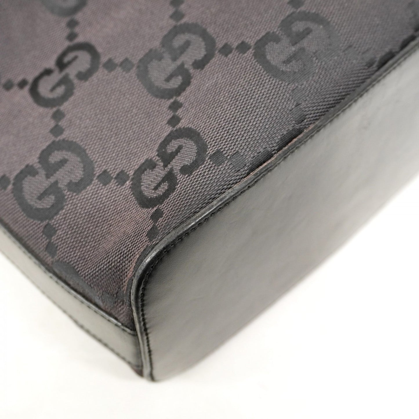 Gucci Gg Canvas Shoulder Bag 001 3814 Black