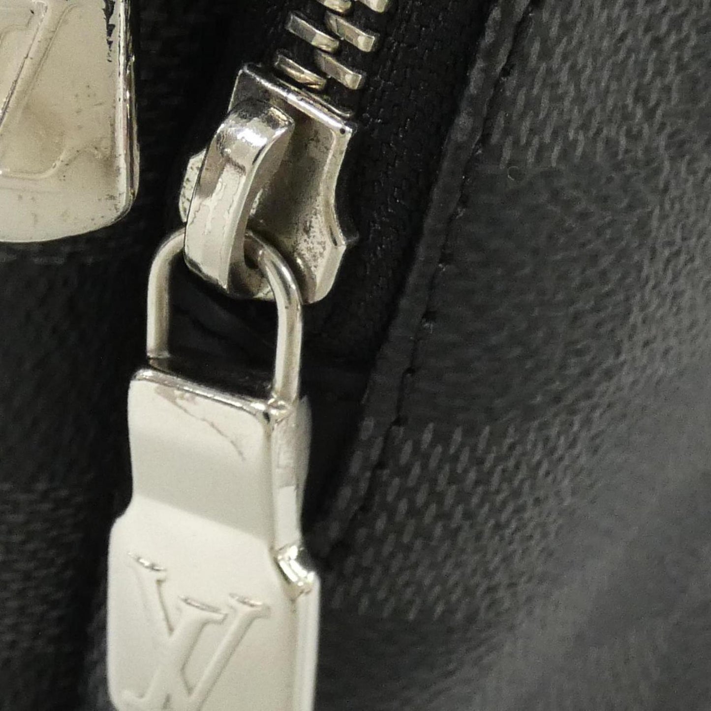 Louis Vuitton Damier Graphite Avenue Sling Bag N41719 Shoulder