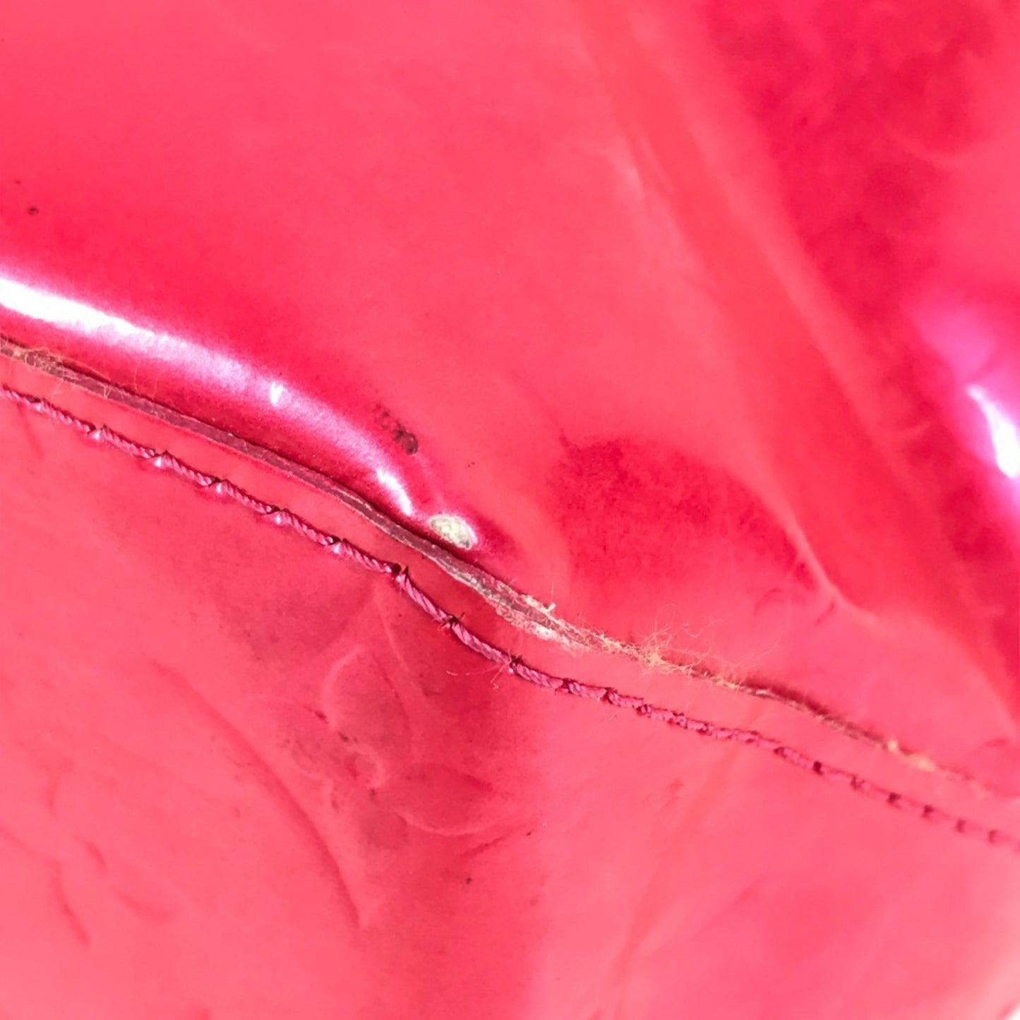 Louis Vuitton M91227 Monogram Vernis Reed Mm Handbag