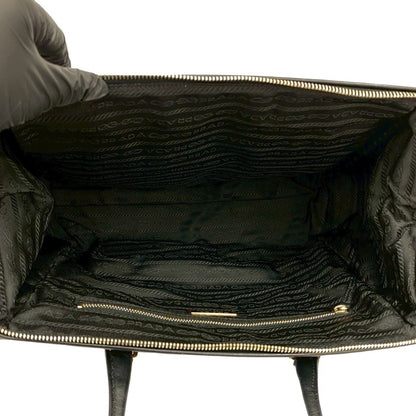 Prada Prada Triangle Logo Plate Tessuto Nylon