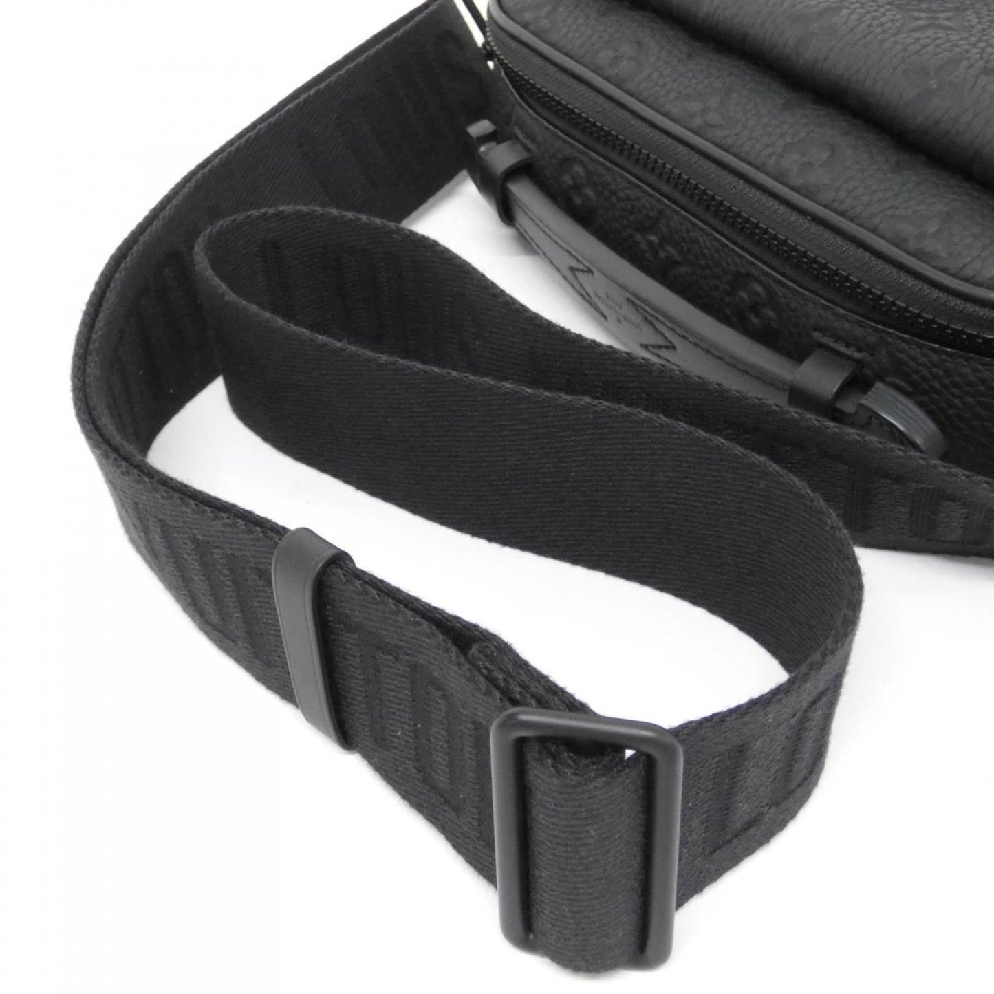 Louis Vuitton Taurillon Monogram S-Lock Messenger Shoulder Bag M58489