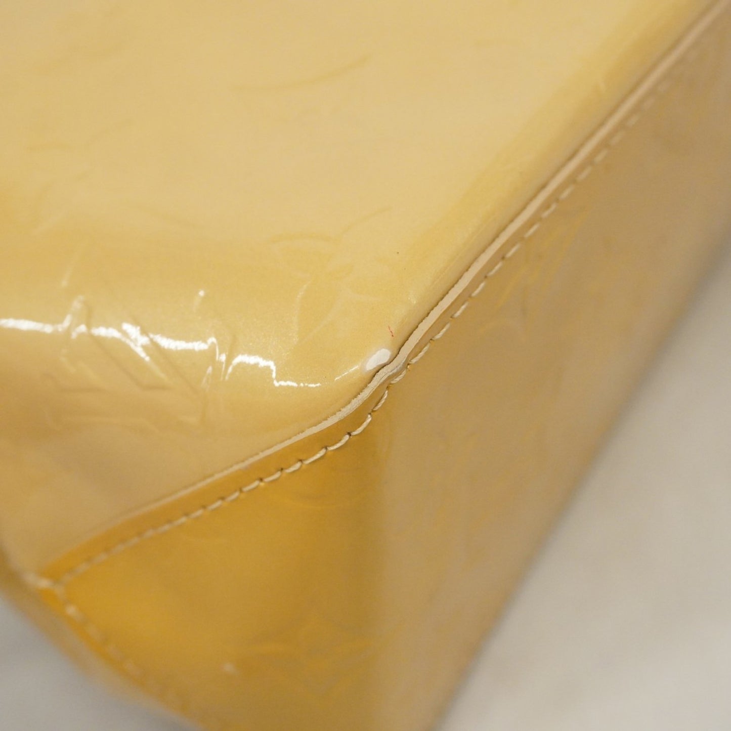 Louis Vuitton Vernis Reed Pm Handbag M91144 Beige