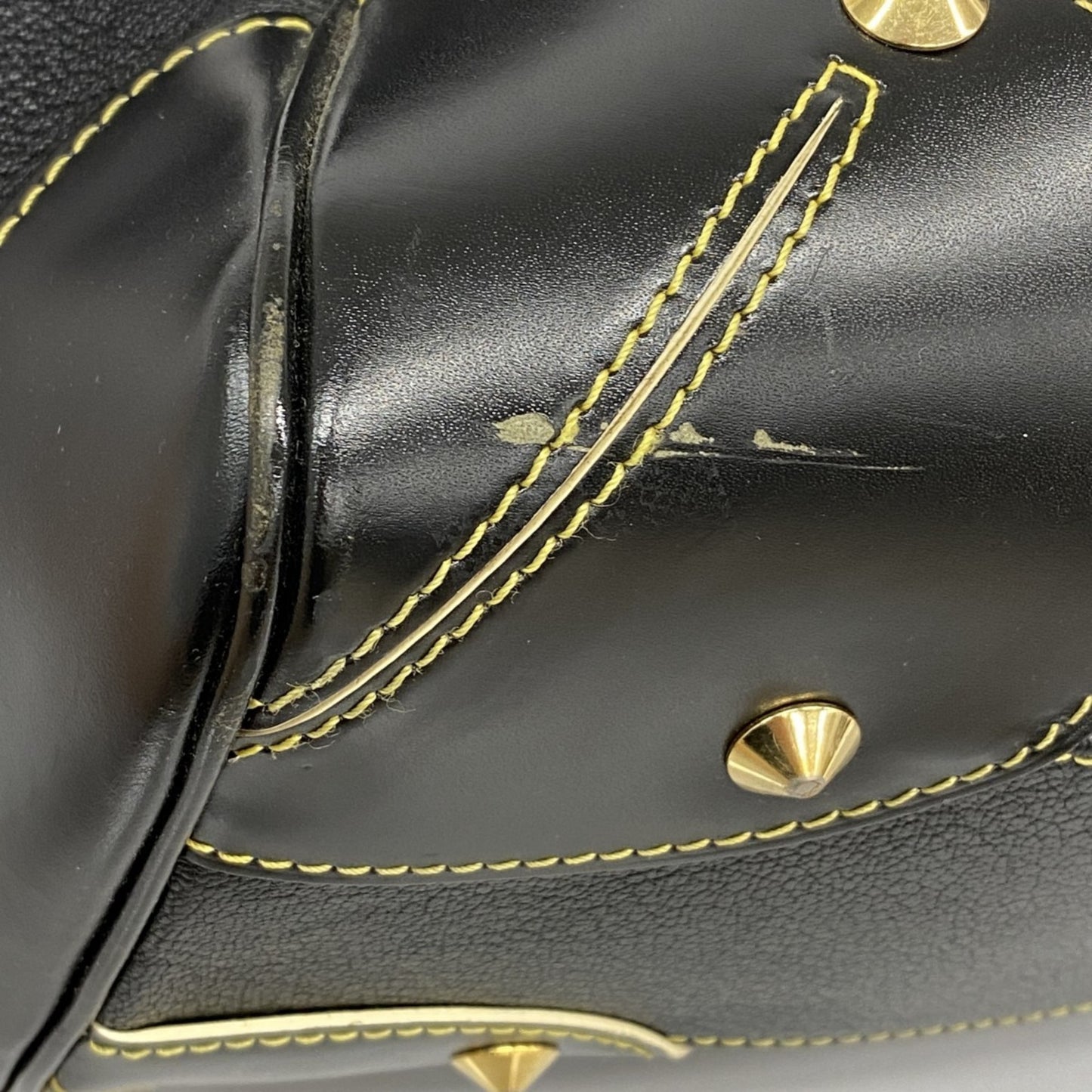 Louis Vuitton Suhali Rapsolu Handbag M95847 Noir
