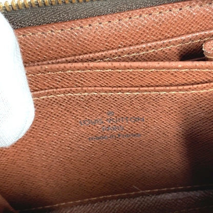 Louis Vuitton M60067 Monogram Zippy Coin Purse