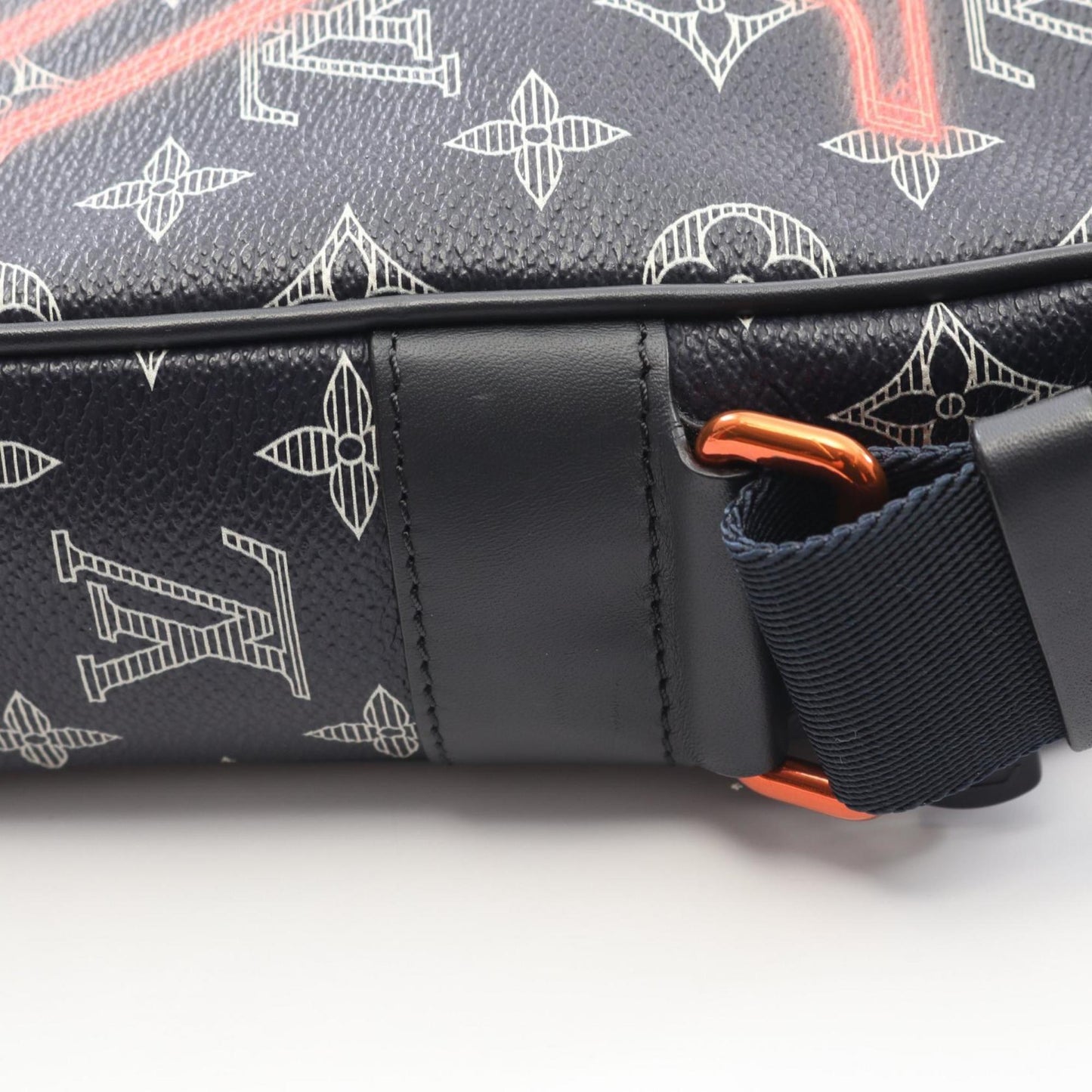 Louis Vuitton Danube Pm Upside Down Shoulder Bag