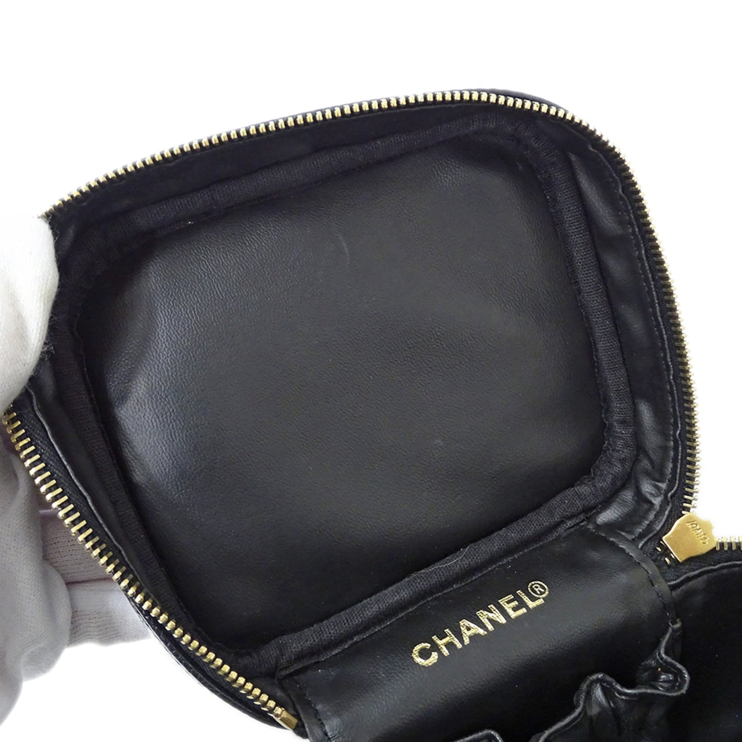 Chanel Chanel Women'S Vanity Bag Handbag In Black Caviar Leather With Gold Hardware