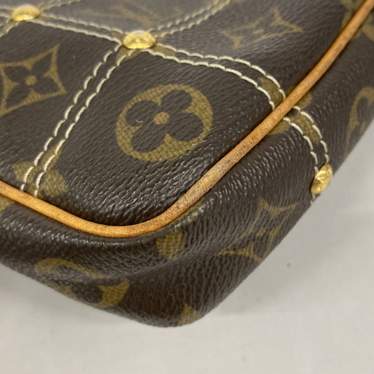 Louis Vuitton Monogram Rivet Pouch Accessoires M40141 Brown