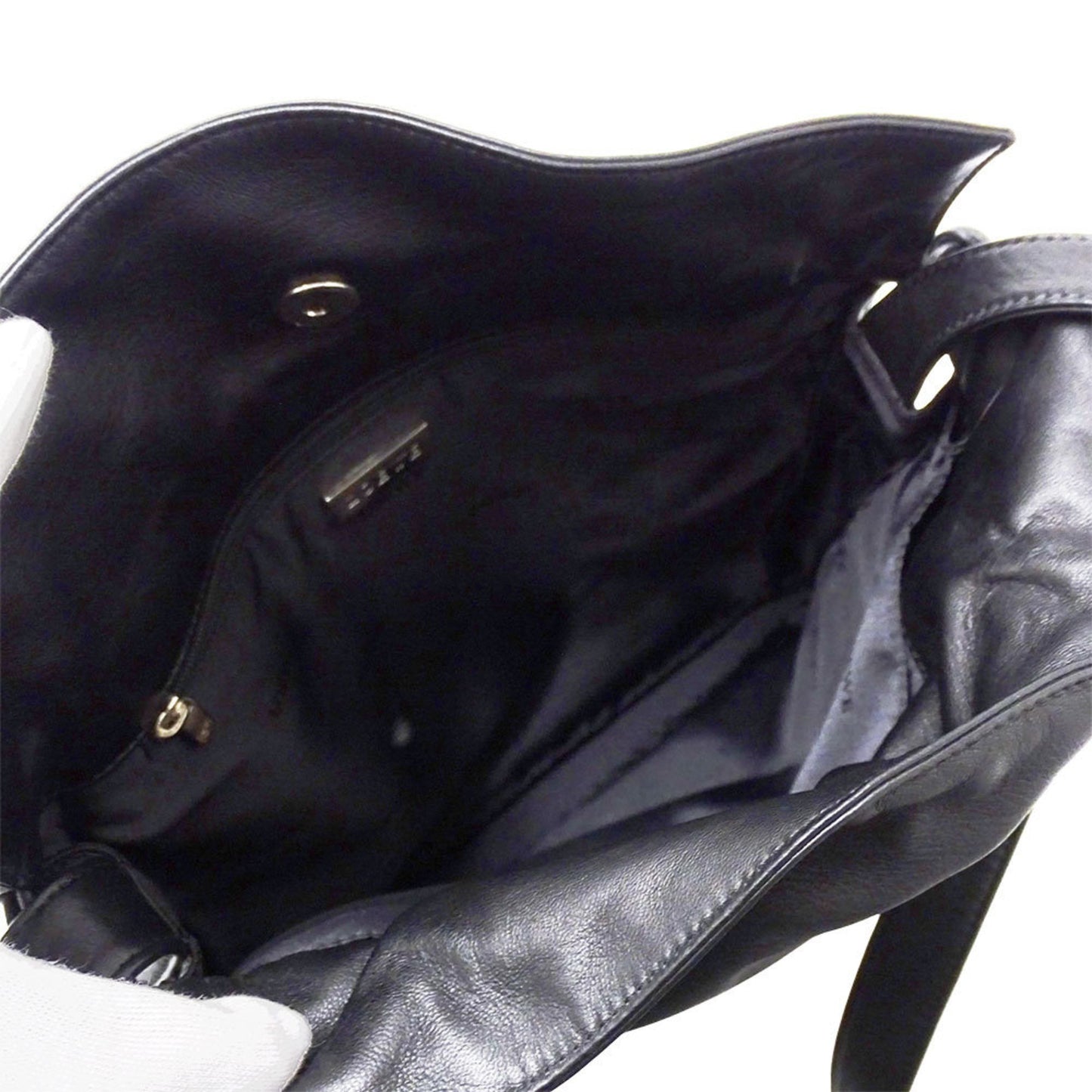 Loewe Women'S Anagram Shoulder Bag In Black Nappa Leather. A Simple