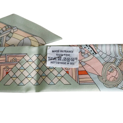 Hermes "De L'Ombrelle Aux Duels" Scarf/Muffler