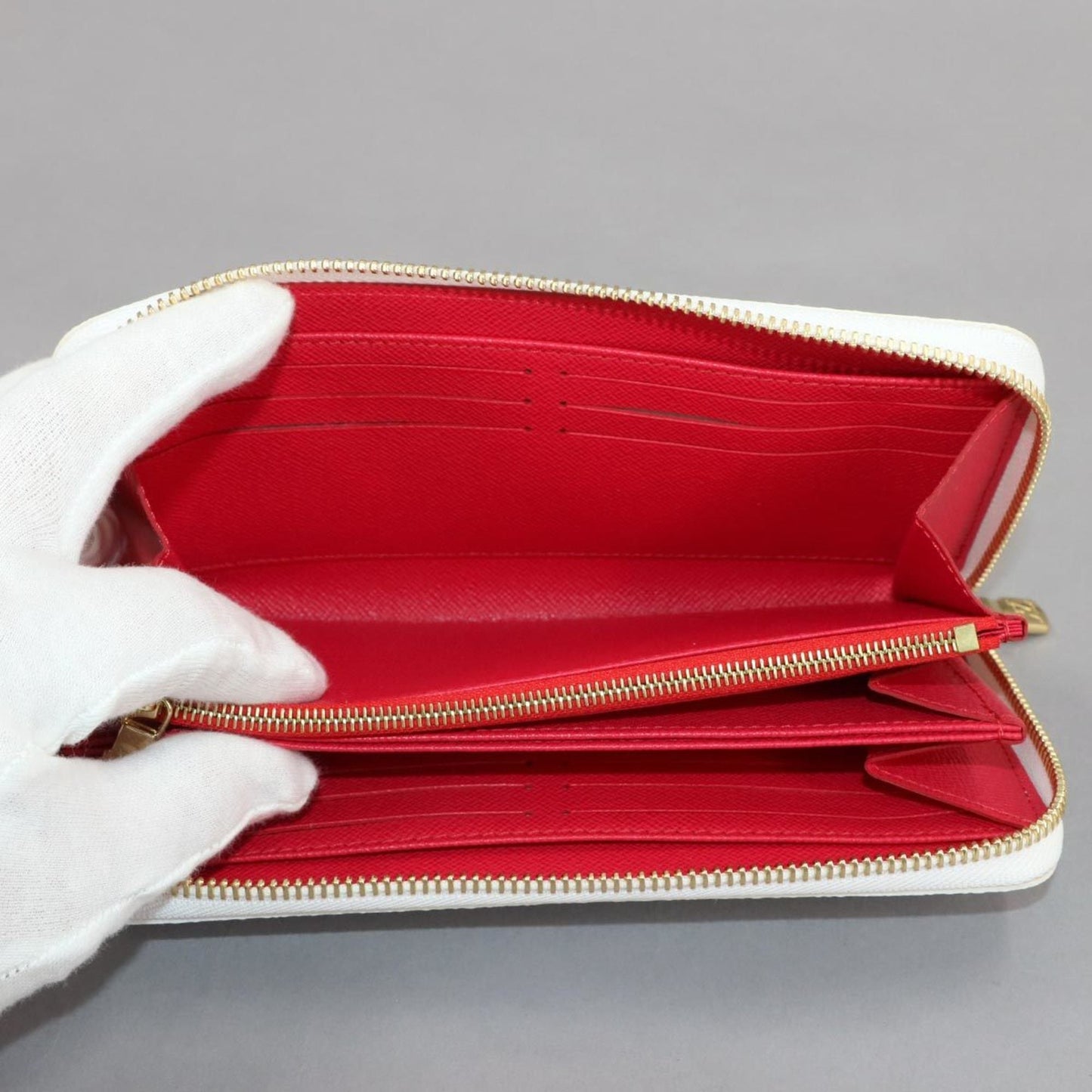 Monogram Louis Vuitton Long Wallet (Bi-Fold)