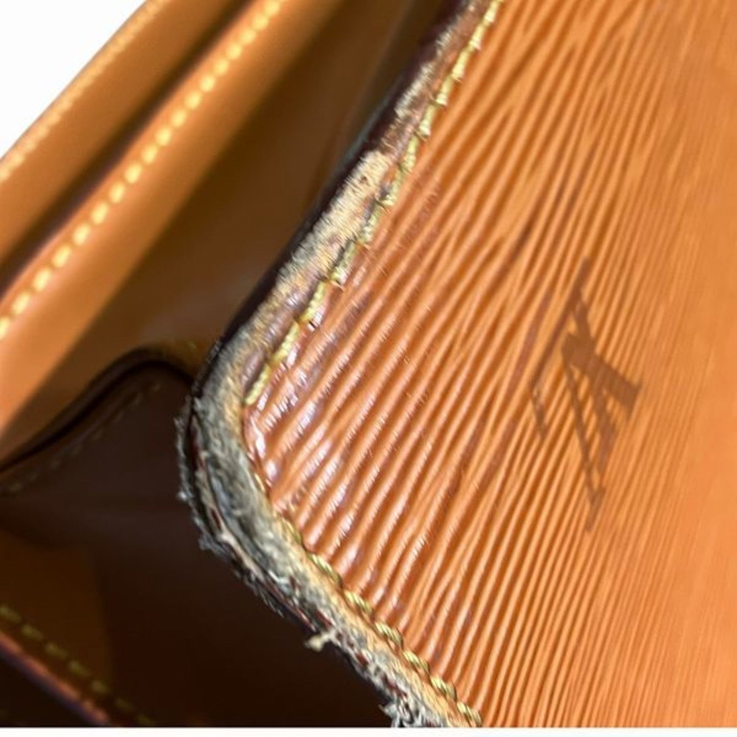 Louis Vuitton Epi Serviette Conseiller M54423 Bag Handbag