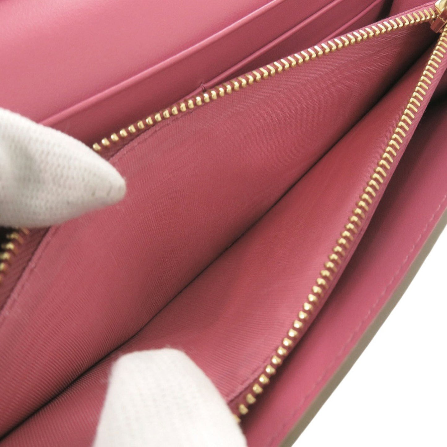 Like New Prada Dynocolor 1Mh132 Vitello Grain Leather Beige